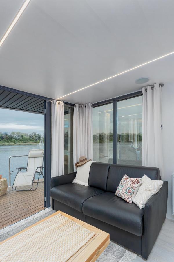 Lemuria Houseboat - Plywajacy Domek Na Wodzie Wroclaw Exterior photo
